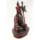 Guru Rinpoche rezin szobor vörös színű - 21 cm