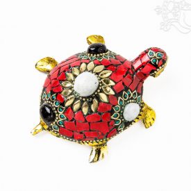   Piros kővel berakott teknős féldrágakövekkel, kicsi - 9 cm