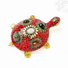 Piros kővel berakott teknős féldrágakövekkel, közepes - 13 cm