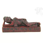 Fekvő Buddha vörös színű rezin szobor - 11 cm