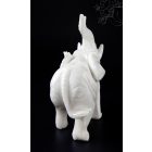 Emelt ormányú elefánt kőből faragott szobor - 22 cm