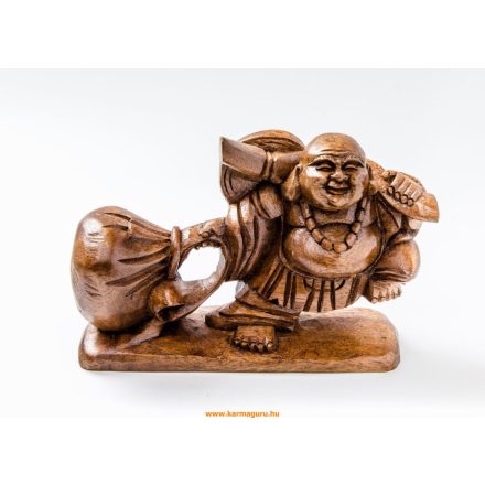 Álló nevető Buddha fa faragott szobor - 13 cm 