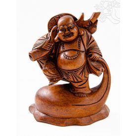 Álló nevető Buddha fa faragott szobor - 20 cm