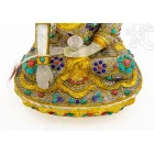 Aranyozott hegyikristály Shakyamuni Buddha szobor féldrágakő berakásokkal – 33 cm