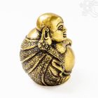 Nevető Buddha gömb alakú réz szobor, matt sárga - 10 cm