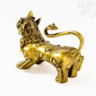 Nepáli örző oroszlán matt réz szobor – 16,5 cm