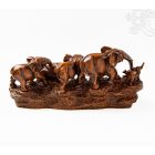 Gyantából készült 7 elefántos szobor – 35 cm