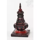 Sztupa Budhákkal vörös színű rezin szobor - 15 cm