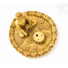 Rezin füstölő égető, csont színű Shakyamuni Buddha