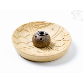 Kerek fa füstölő égető, halas faragással