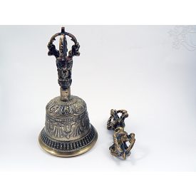 Csengő és vadzsra - közepes