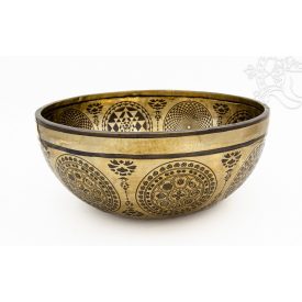   7 fémes kézi mantrás hangtál - 2550 g - különleges, lingam alakú