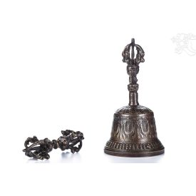 Csengő és vadzsra, fekete - közepes