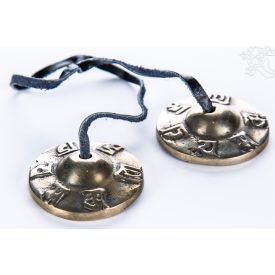   Tingsha az Om Mani Padme Hum mantrával, prémium minőségű - 4,5 cm