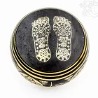 Géppel készített 7 fémes, fekete színű, 5 Buddha dombor mintás hangtál - 11 cm