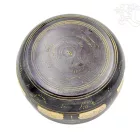 Géppel készített kézzel vésett sárga-barna hangtál - 12 cm