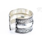 Filigrán karkötő mantrával, széles