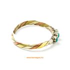 Három fémes, három türkiz köves vékony karkötő