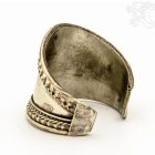 Ezüst színű gyűrű réz OM-mal, szélesebb