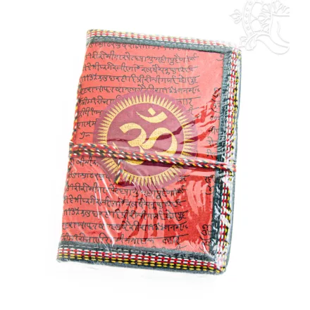 Om jegyzetfüzet - 10 x 15 cm - piros