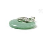 Aventurin fánk alakú kristály medál, ülő Buddhával