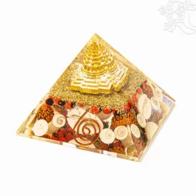   Orgonit energetizáló piramis, Meru csakra (Srí yantra) kagylókkal