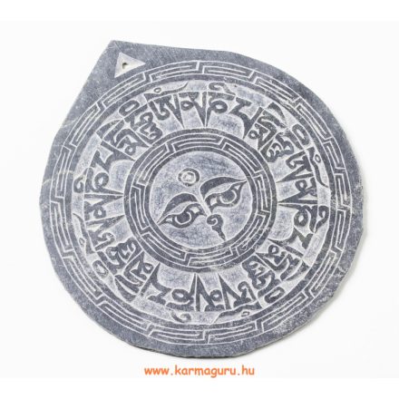 Sziklából faragott falidísz, Om Mani Padme Hum mantrával, Buddha szemmel