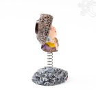 Tibeti népviseletű autós figura – 7 cm