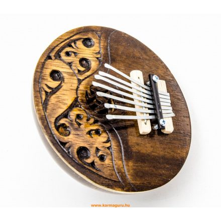 Kókuszhéj kalimba, vésett, mintás